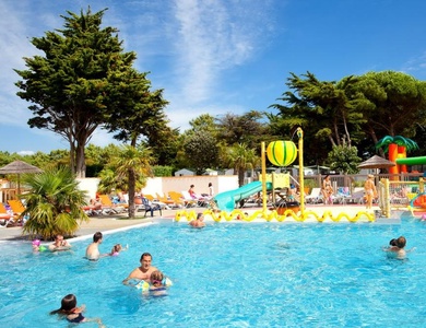 Camping Les Peupliers, 4*