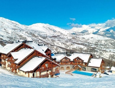 Le Corbier - Les Alpages du Corbier - Formule Remontées mécaniques et matériel de ski