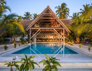 Hôtel Nur Beach Resort 3*