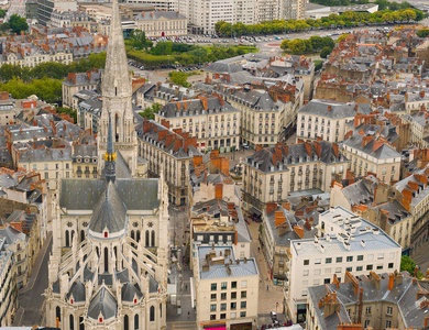 Beau séjour nantais avec champagne - 3*