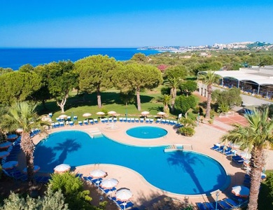 Club Coralia Alicudi 4*