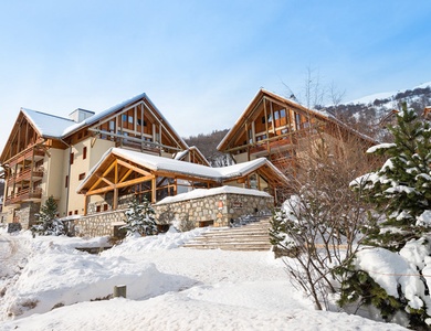Résidence travelski home select Les Chalets du Galibier 4*