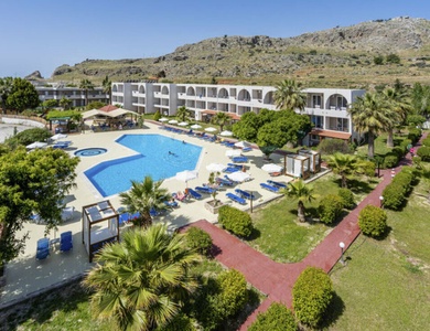 Hôtel Lardos Bay 3*