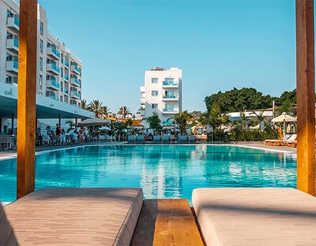 Hôtel Kapetanios Bay *** - 2