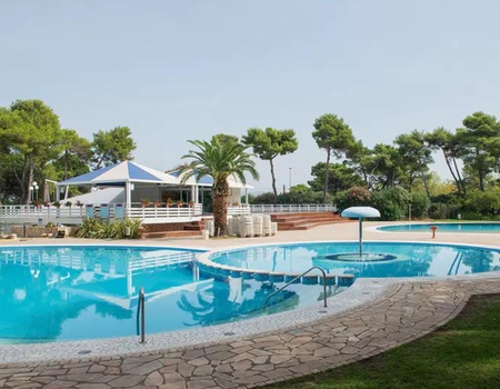 Camping Villaggio Baia Domizia, 4* - 1