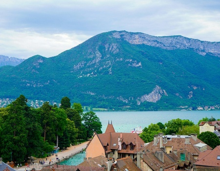 Aparthotel Adagio Annecy Centre 4* : Hôtel + Train - Haute Savoie - Annecy, Alpes du Nord - Image 1