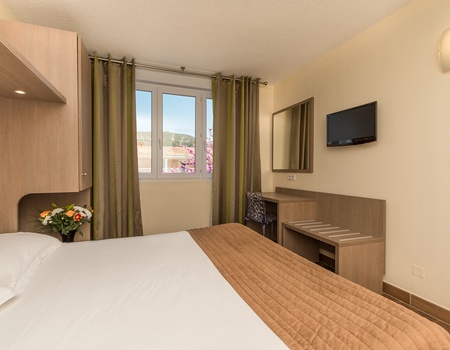 Hôtel Thalassa 3* ( avec vols réguliers ) - 2