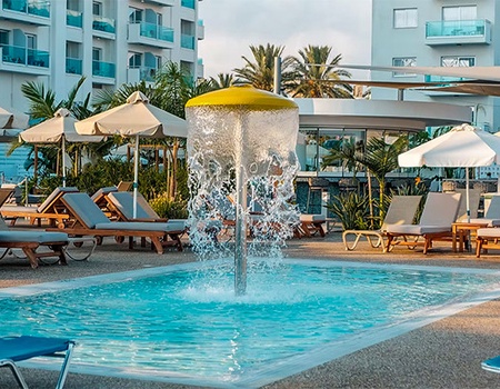 Hôtel Kapetanios Bay *** - 5