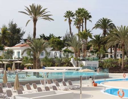 Hotel LIVVO Dunagolf Suites 4* - 2