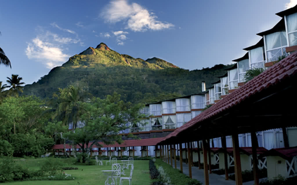 Hôtel Berjaya Beauvallon Bay 3* - 5
