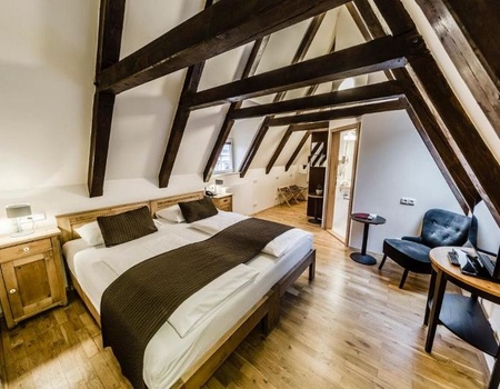 Hôtel Archibald at the Charles Bridge 4* - 5
