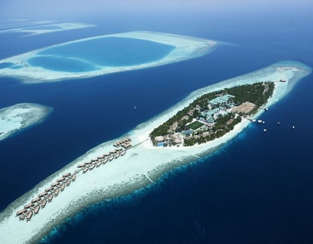 Vilamendhoo Island Resort & Spa 4*