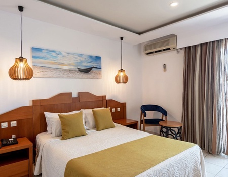 Hôtel Mediterraneo 4* - 3