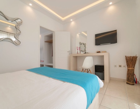 Hôtel Bella Santorini 4* - 4