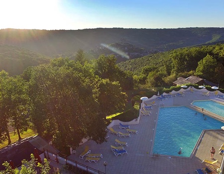 VVF Aveyron Najac 3* en Demi-Pension - 1