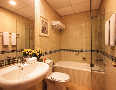 Mövenpick Hotel & Apartments Bur Dubai - 4