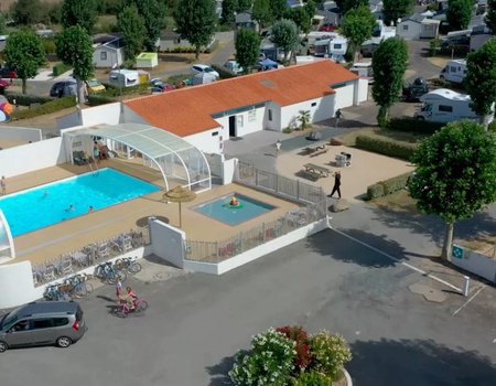 Flower Camping Le Pre Des Sables, 3*