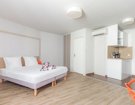 Appart City Confort Bordeaux Chartrons 3* : Logement + Train - Gironde - Bordeaux, Atlantique Sud - Image 2