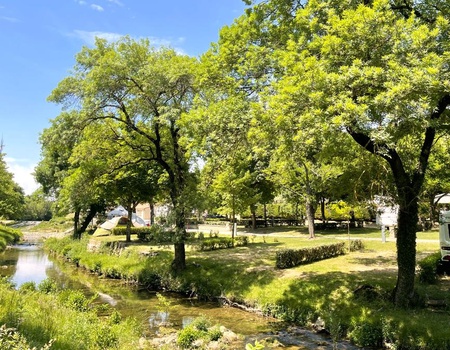 Camping de la Claysse, 4* - 5