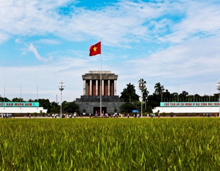 O1. Vietnam à la folie/ vol domestique inclus - Vietnam, Asie - Image 2