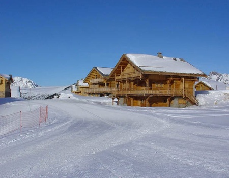 Les Chalets de L'Altiport