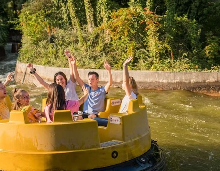 Entrées à Walibi Rhône-Alpes et nuit de repos à Lyon (à 50 minutes) - 4* - 1