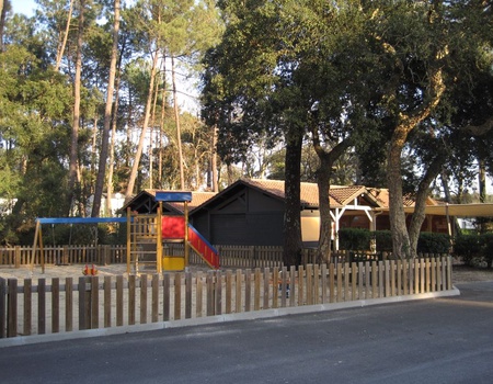 Camping Les 2 Etangs, 4* - 4