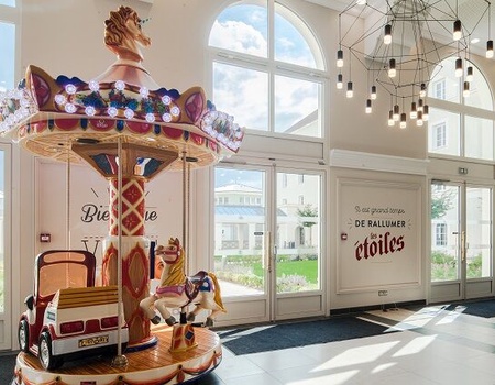 B&B hotel 2* : Hôtel + Petit-déjeuner + Entrées aux parcs - 3