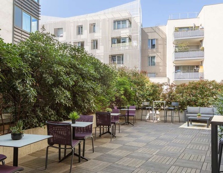Romantisme avec champagne et pétales avec vue rooftop sur Paris - 4* - 5