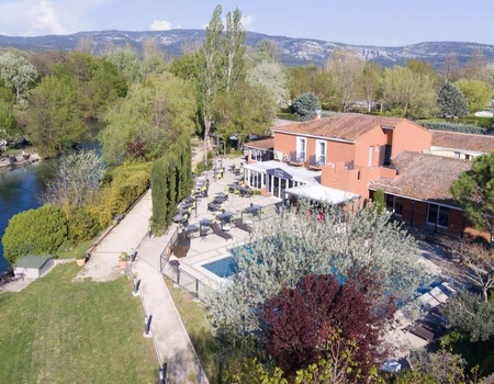 Escapade culinaire et détente dans le Luberon - 4*