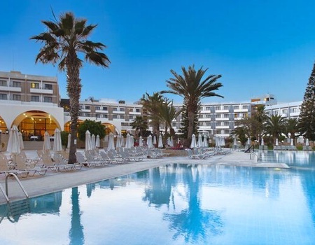 Hôtel Louis Phaethon Beach 4* - 1