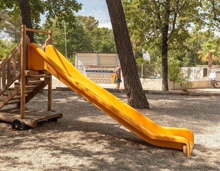 Camping Domaine de la Sainte Baume, 4* - 4