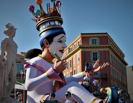 Emplacement idéal pour profiter du carnaval de Nice et la fête du citron à Menton - 3* - 3