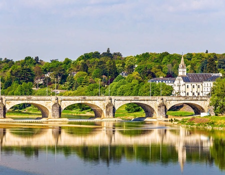 Escapade gourmande en famille ou entre amis près de Tours - 3*