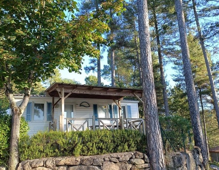 Camping Ushuaïa Village Les Pins d'Ucel 4* - 5
