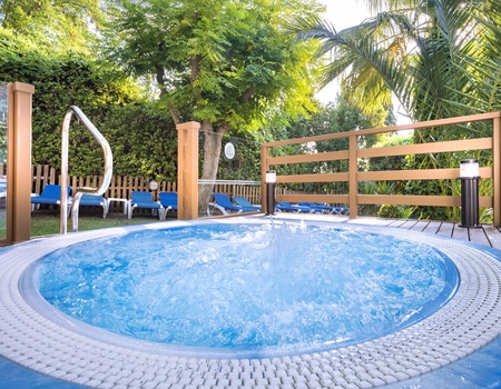 Hôtel GHT Neptuno 3* - Tossa de Mar - 2