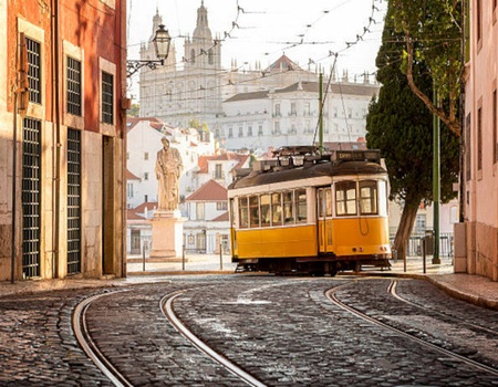 Circuit privé 3 nuits à Lisbonne : Evasion chic avec visite guidée et croisière - 1