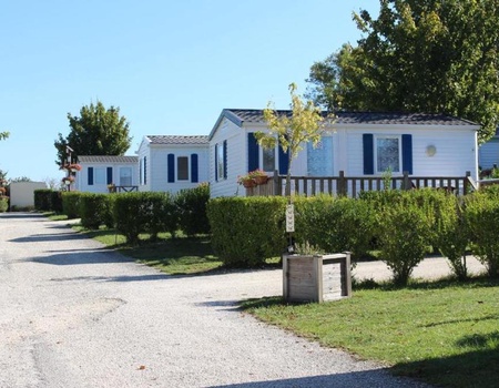 Camping Le Pontis, 3*