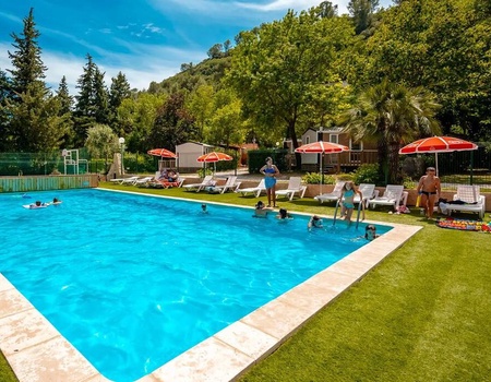Flower Camping Les Tomasses, 4*