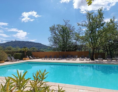 Camping Domaine des Chênes Blancs Pausado, 3* - Vaucluse - St Saturnin-lès-Apt, Languedoc Roussillon - Image 3
