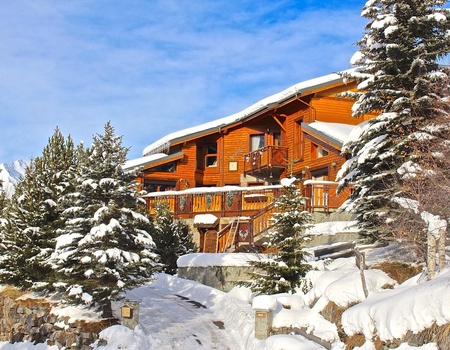 Chalet Mountain lodge - 1