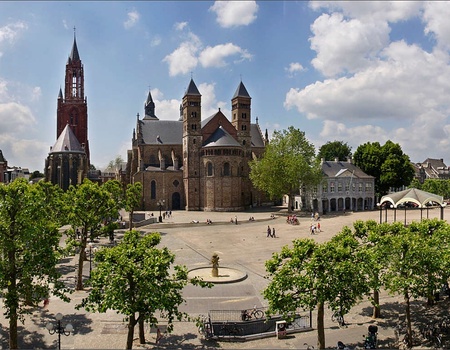 CF Charme, histoire et détente dans la Maastricht bourguignonne - 4*