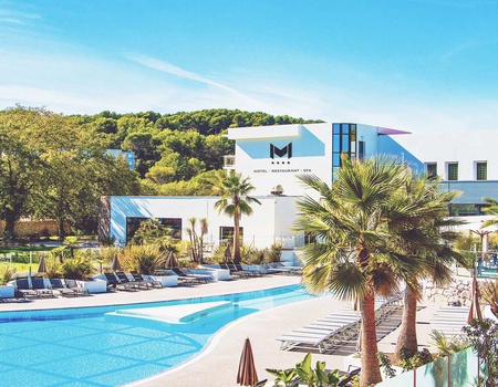 Escapade romantique avec spa, champagne et massages près d'Antibes - 4* - 1