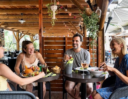 Camping Tikayan Les Palmiers - Presqu'île de Giens 4* - Hyères, Côte d'Azur - Image 2