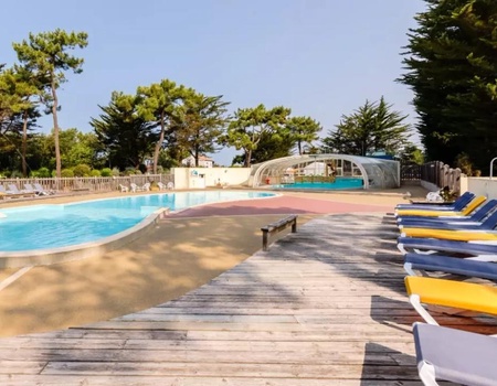 Camping Le Bois de La Gachère, 4* - 2