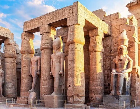 Combiné Horus 5* (3 nuits au Caire et 7 nuits de croisière) Avec visites du Musée et des pyramides inclus - 5