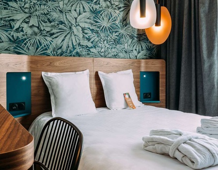 Escapade parisienne avec dîner-croisière sur la Seine - 4* - 4