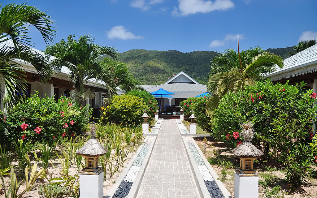 COMBINÉ 2 ILES : MAHÉ + PRASLIN L'Habitation Cerf Island + Villas de Mer 12 nuits *** - 3