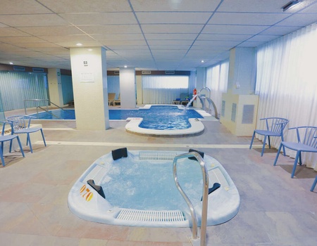 Hôtel 4* à Salou avec petit-déjeuner et entrées pour Portaventura Park ! - 4* - 3