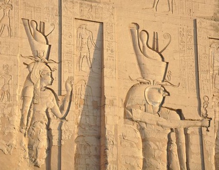 Combiné Splendeurs des Pharaons, Le Caire & Hurghada Bateau Premium 5* & Hôtel au Caire 5* 15J/14N - déc 2026/2027 - Limité à 28 pers. - Bassin Méditerranéen, Egypte, Louxor - Image 1